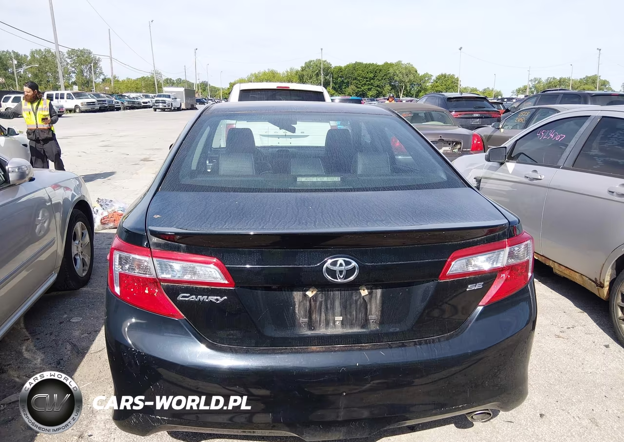 2014 Toyota Camry Se VIN:4T1BF1FK4EU436139 - 15
