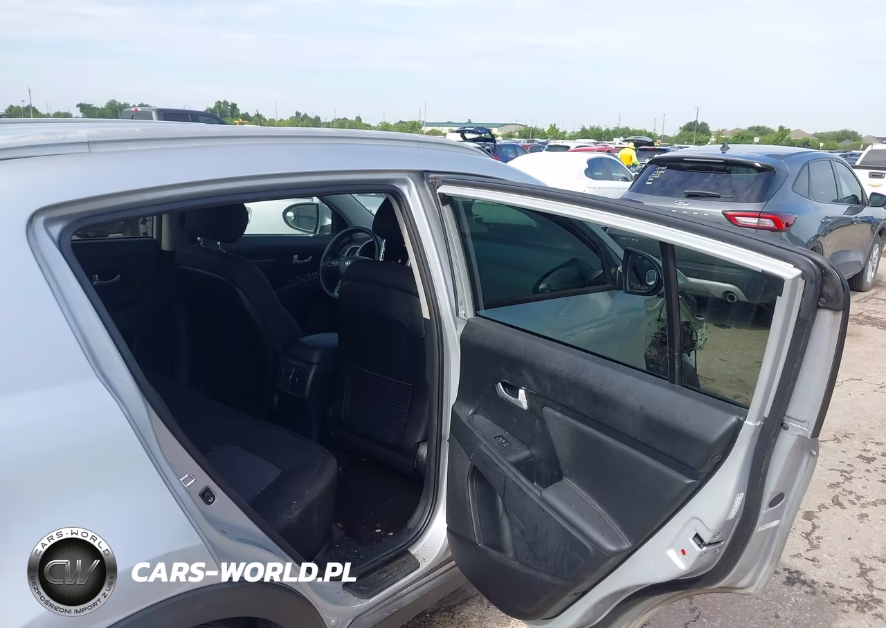 2016 Kia Sportage Lx VIN:KNDPB3AC5G7830543 - 8