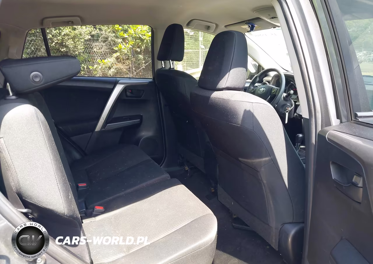 2016 Toyota Rav4 Le VIN:JTMZFREV1GD080765 - 8