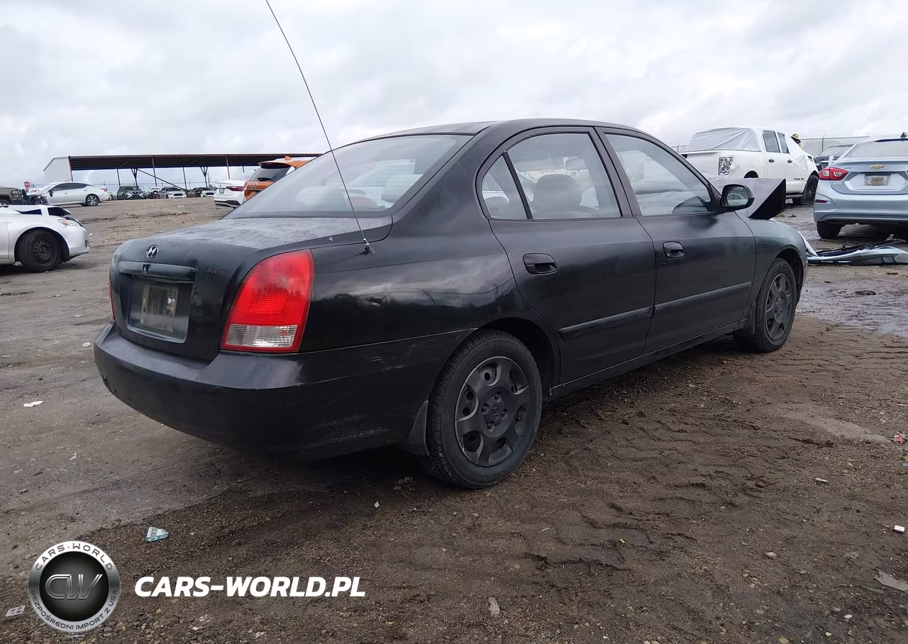 2002 Hyundai Elantra Gls VIN:KMHDN45D12U315743 - 4