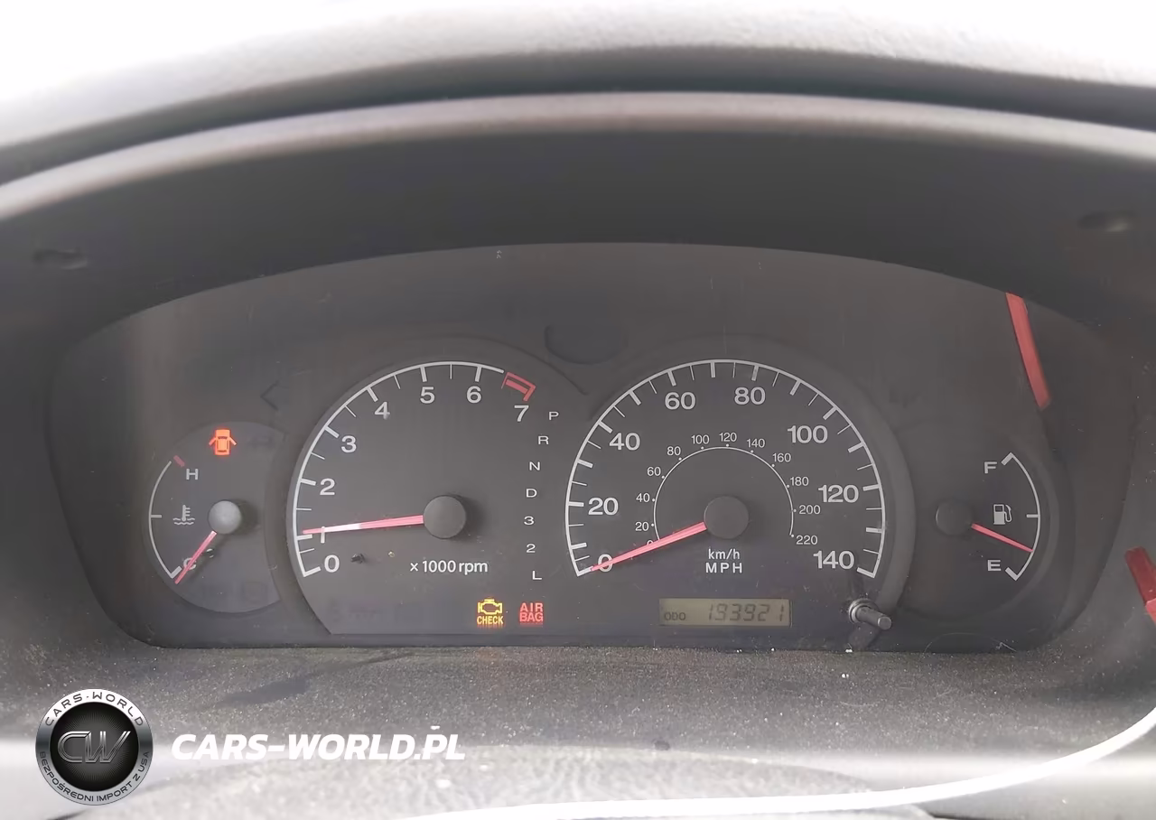2002 Hyundai Elantra Gls VIN:KMHDN45D12U315743 - 7