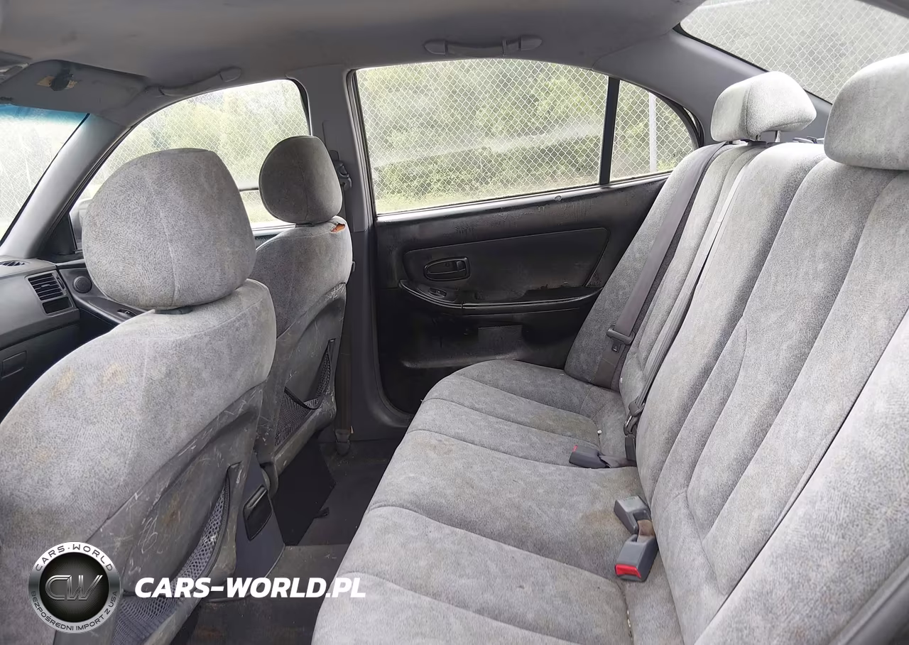 2002 Hyundai Elantra Gls VIN:KMHDN45D12U315743 - 8