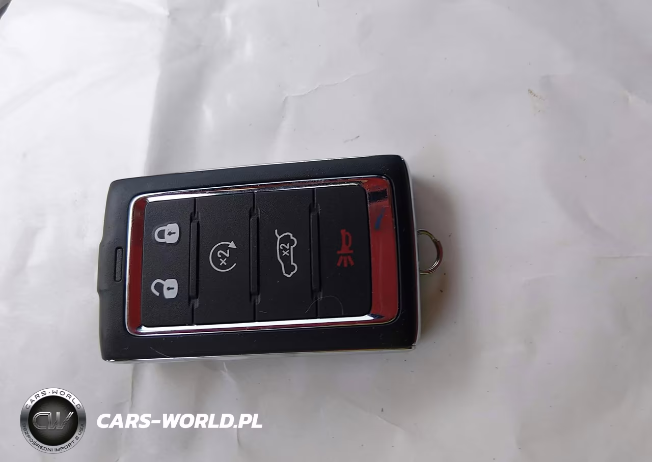 2025 Jeep Grand Cherokee Overland 4X4 VIN:1C4RJHDG7S8706641 - 11