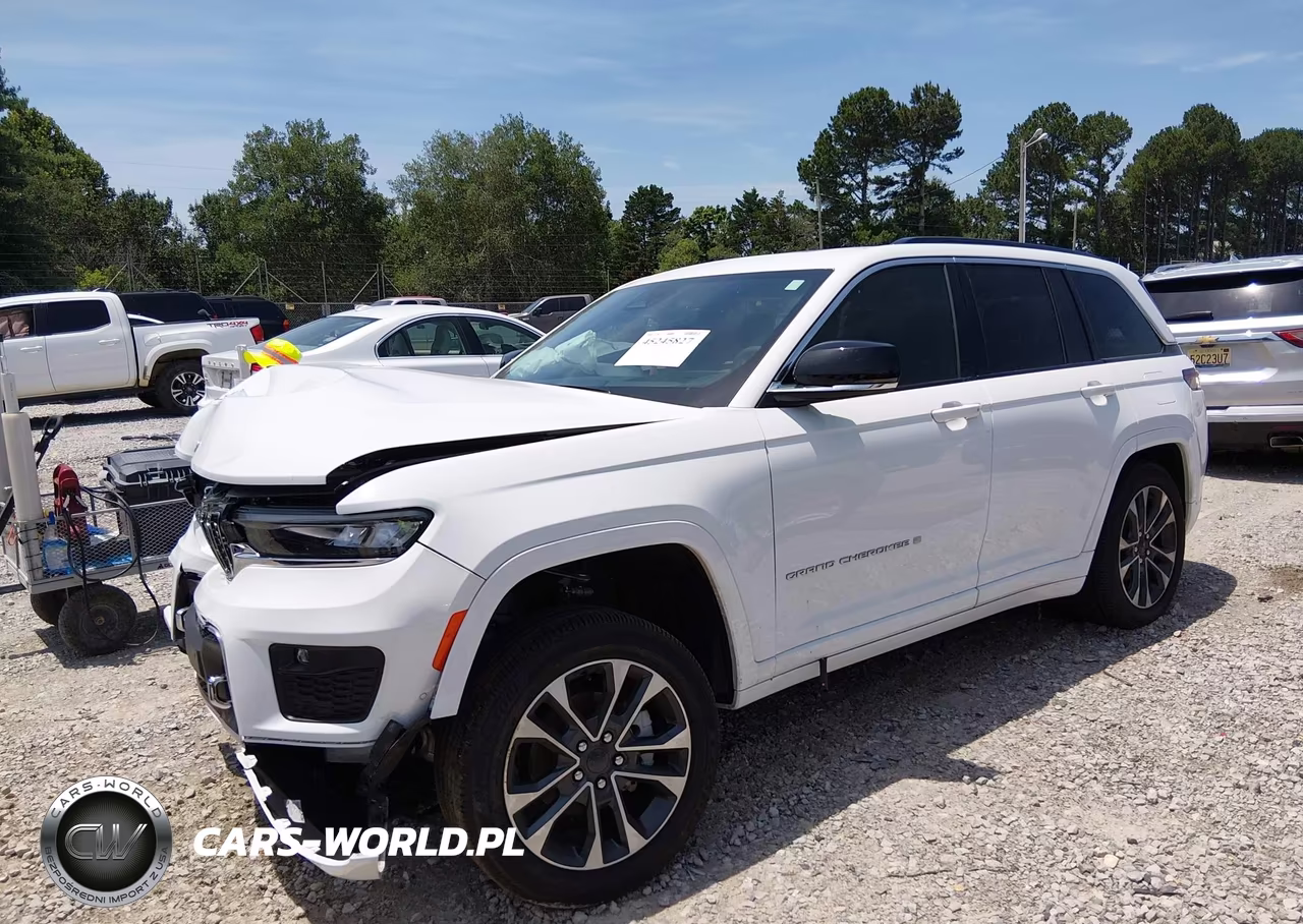 2025 Jeep Grand Cherokee Overland 4X4 VIN:1C4RJHDG7S8706641 - 2