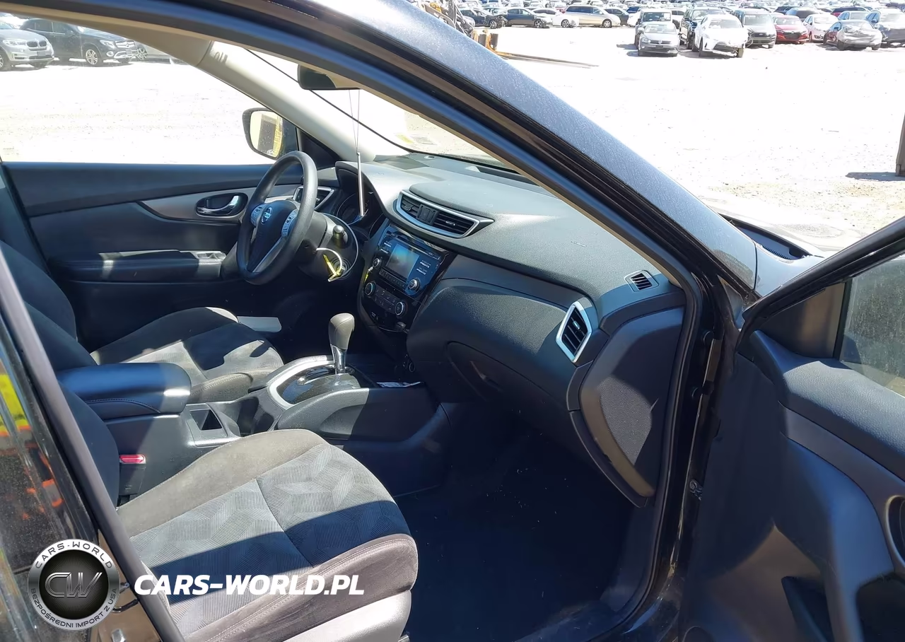 2015 Nissan Rogue S VIN:KNMAT2MV6FP588712 - 5