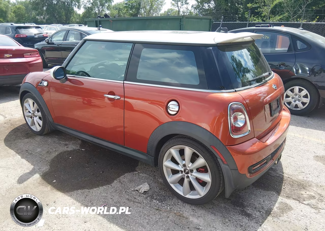 2011 Mini Cooper S VIN:WMWSV3C55BTY21631 - 3