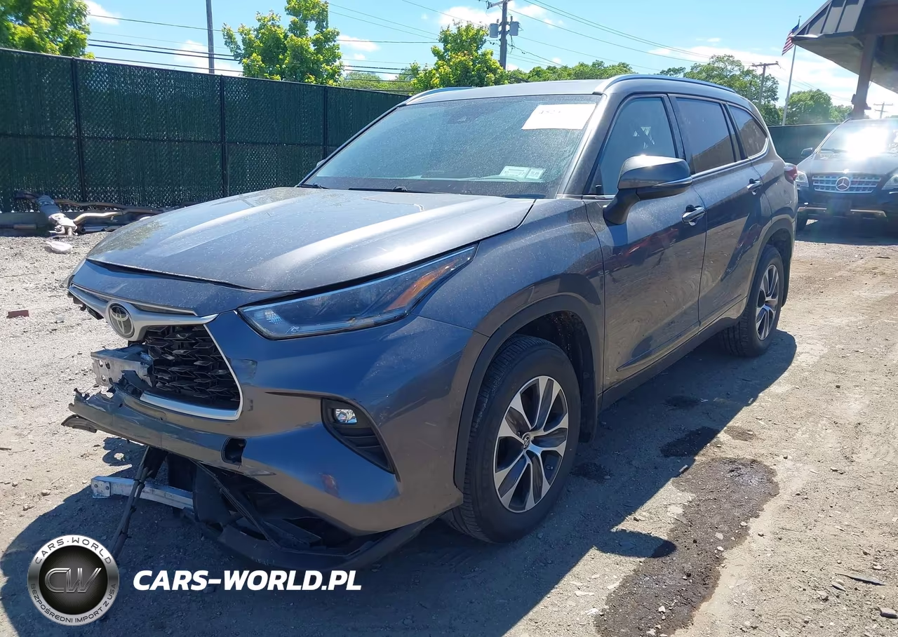 2021 Toyota Highlander Xle VIN:5TDGZRBH6MS557767 - 2