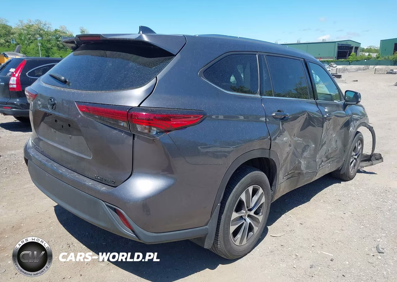 2021 Toyota Highlander Xle VIN:5TDGZRBH6MS557767 - 4