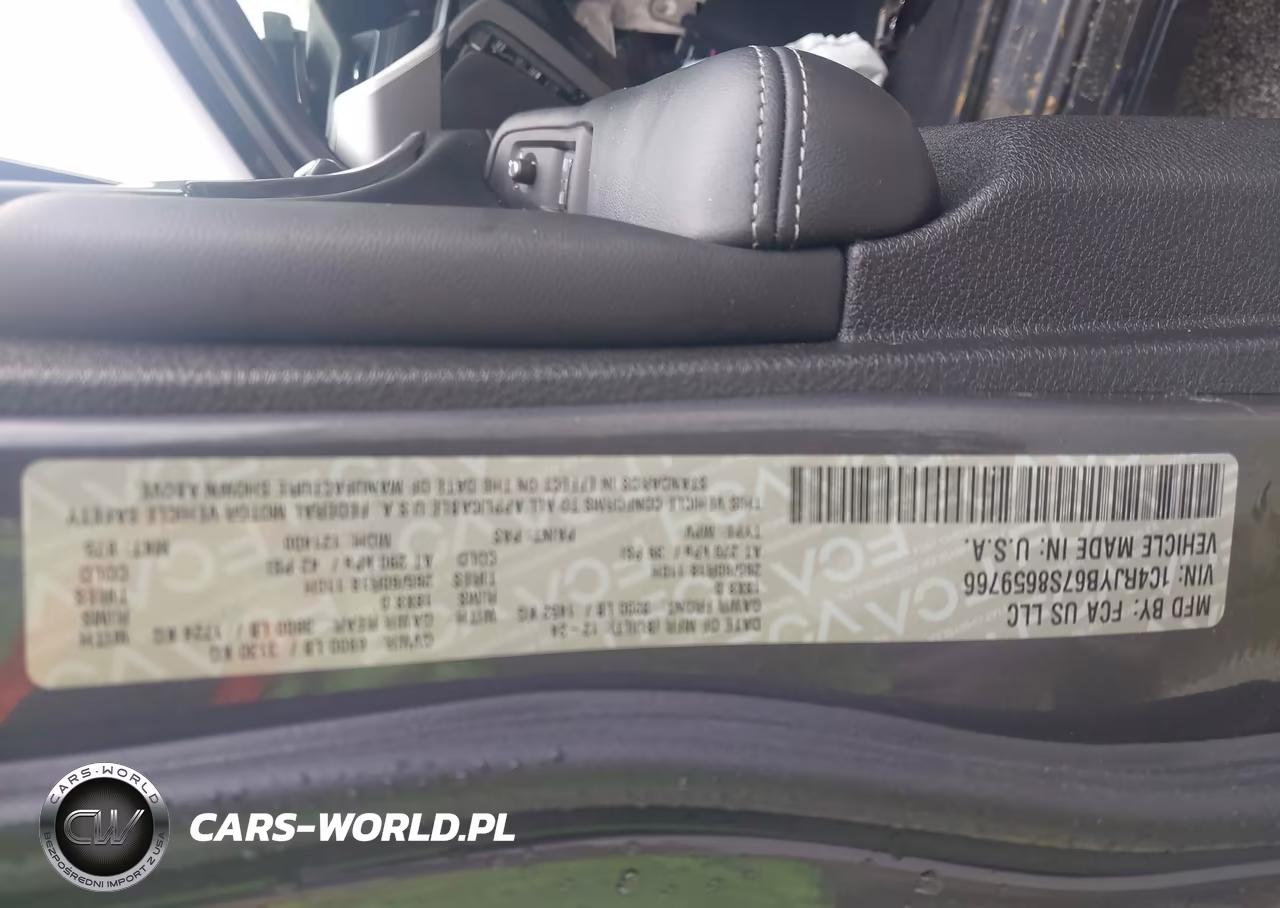 2025 Jeep Grand Cherokee 4Xe VIN:1C4RJYB67S8659766 - 9