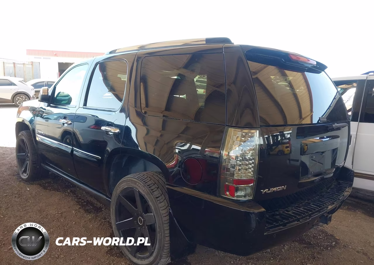 2007 GMC Yukon Denali VIN:1GKFK63827J316114 - 3