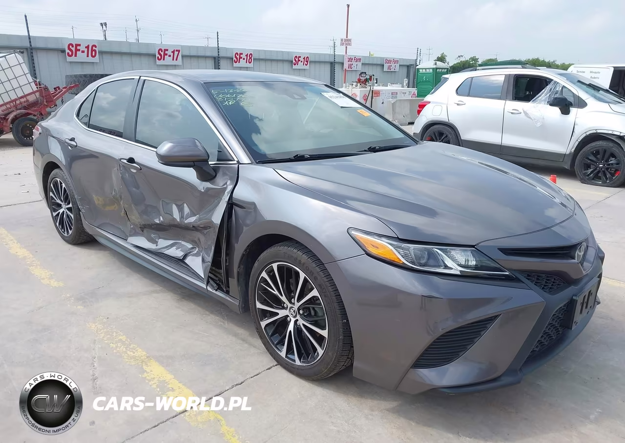 2020 Toyota Camry Se – zdjęcie 1 z 16