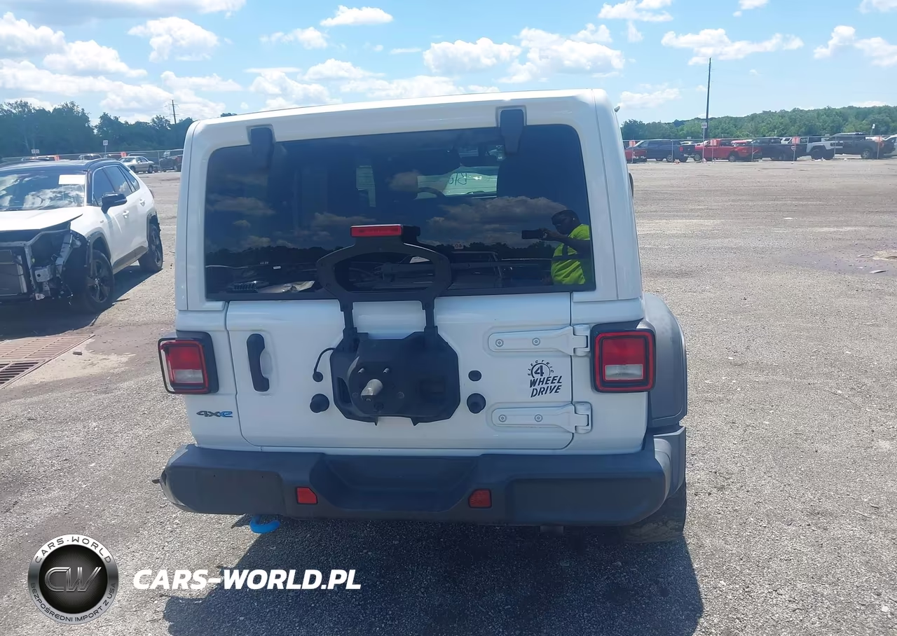 2023 Jeep Wrangler 4Xe 4X4 VIN:1C4JJXN64PW662470 - 16