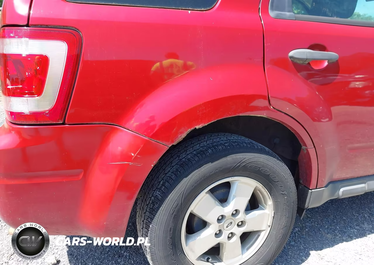 2010 Ford Escape Xls VIN:1FMCU9C7XAKA79399 - 16