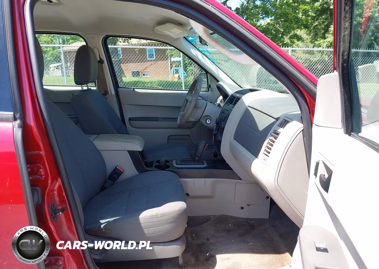 2010 Ford Escape Xls VIN:1FMCU9C7XAKA79399 - 5