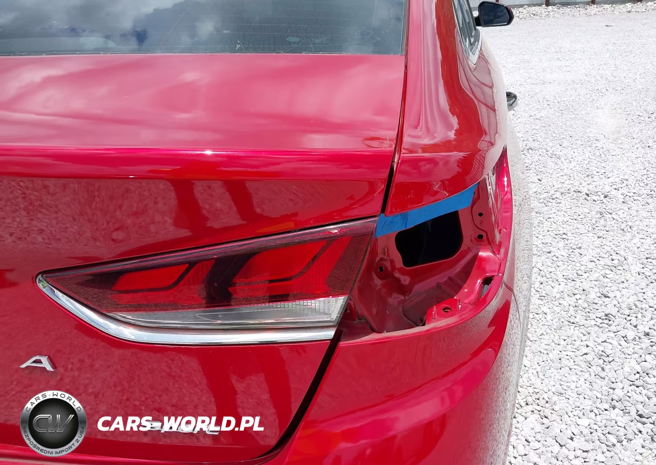 2019 Hyundai Sonata Sport VIN:5NPE34AF3KH815127 - 17