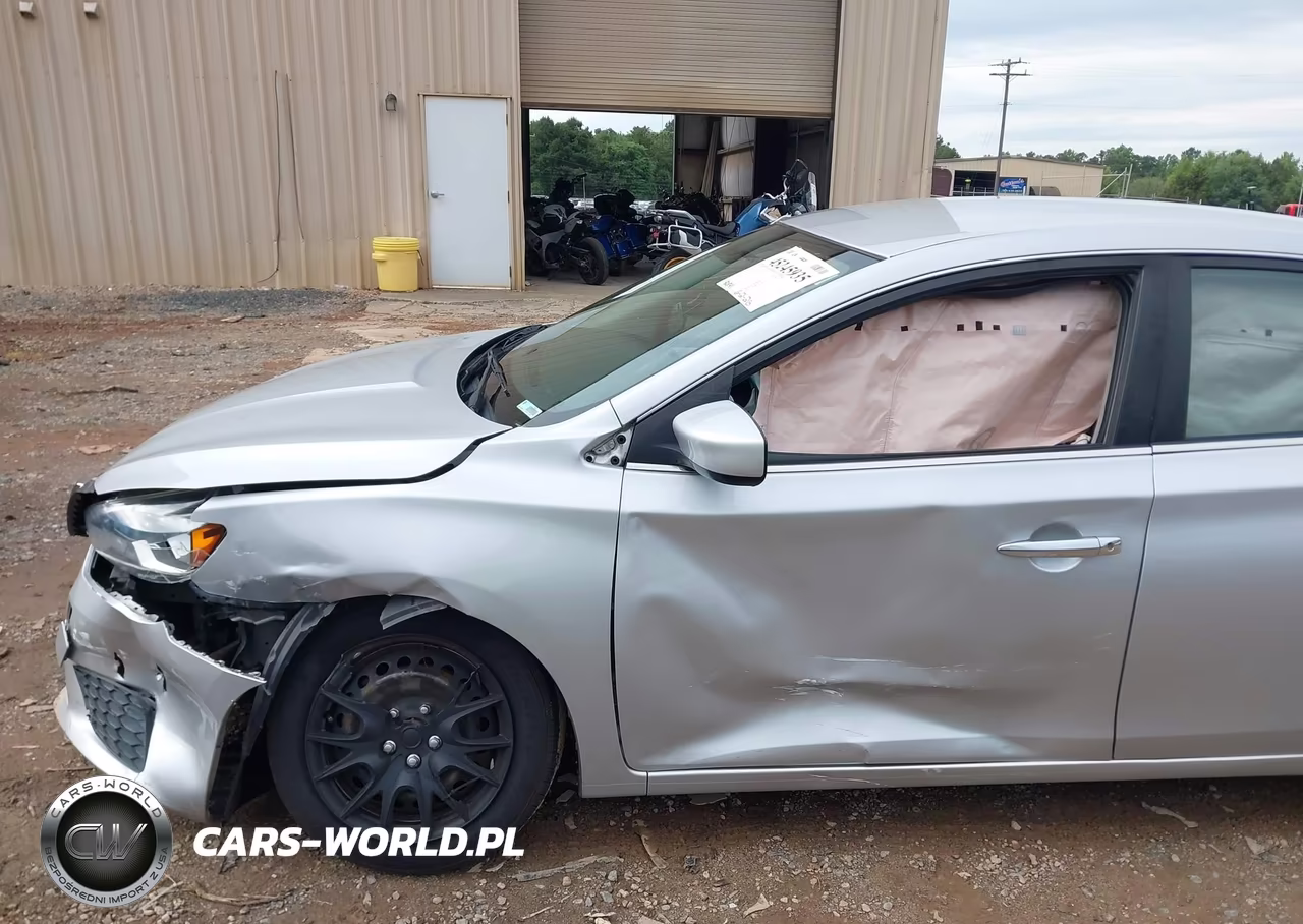 2018 Nissan Sentra S VIN:3N1AB7AP7JY281775 - 6
