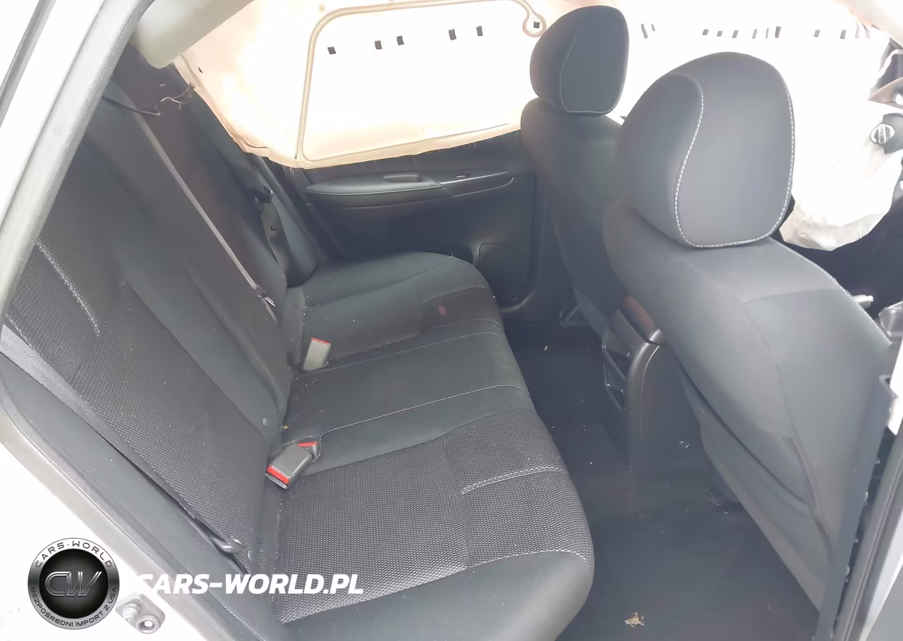 2018 Nissan Sentra S VIN:3N1AB7AP7JY281775 - 8
