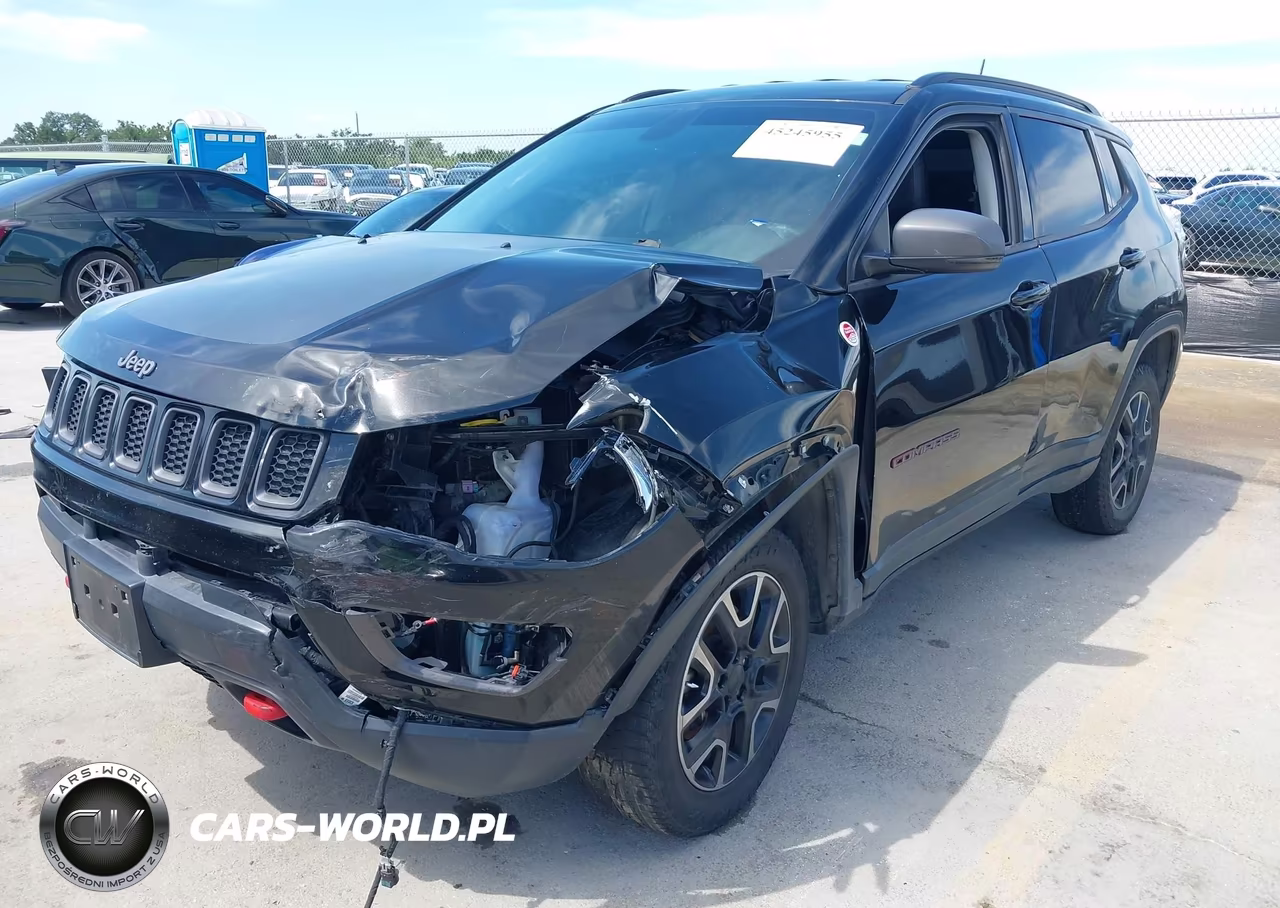 2019 Jeep Compass Trailhawk 4X4 VIN:3C4NJDDB2KT748115 - 6
