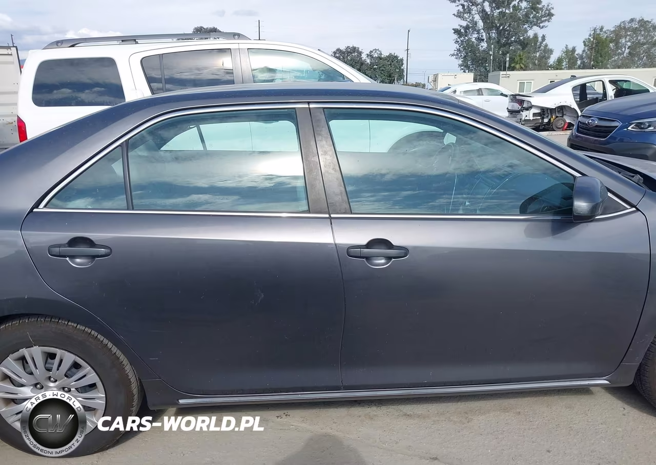 2014 Toyota Camry Le VIN:4T4BF1FK0ER356813 - 14
