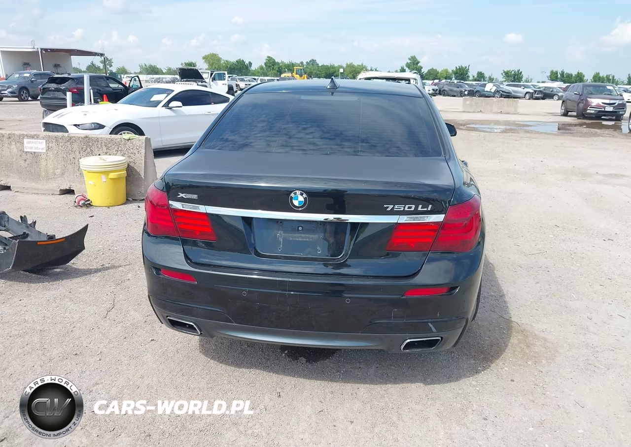 2013 BMW 750Li xDrive VIN:WBAYF8C58DD139957 - 17