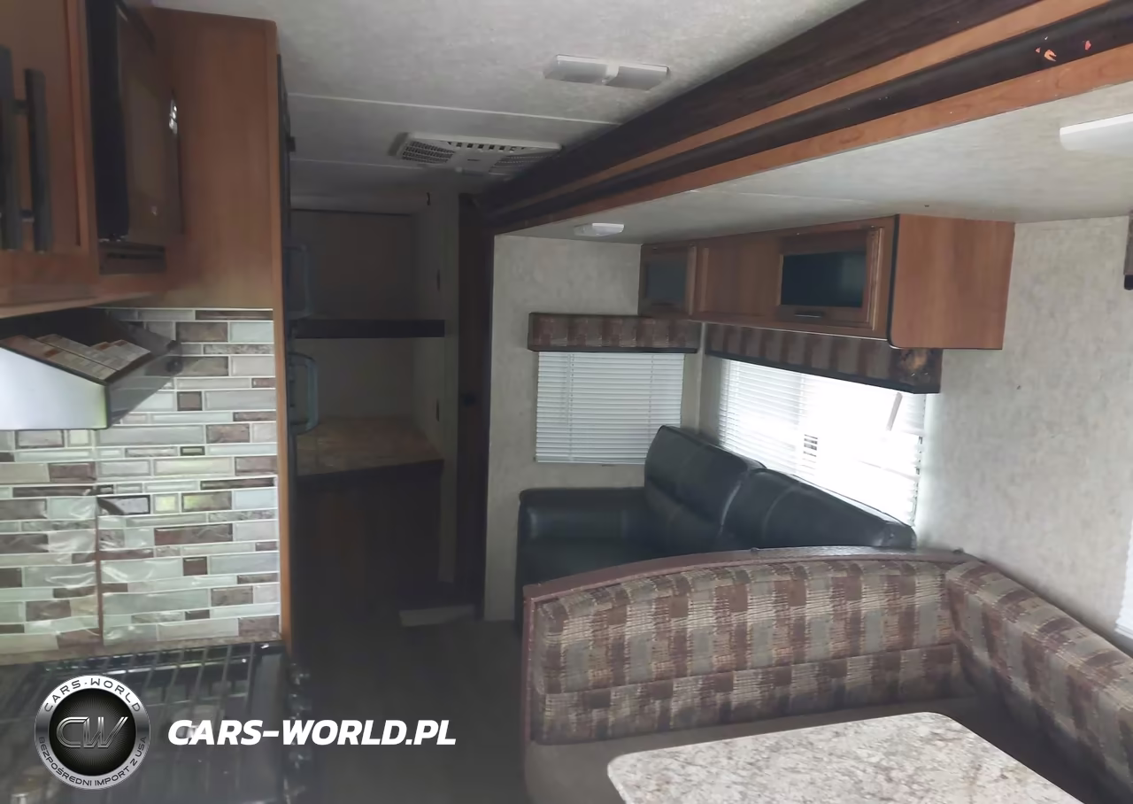 2018 Avenger Travel Trailer VIN:5ZT2AVSB9JB917024 - 5