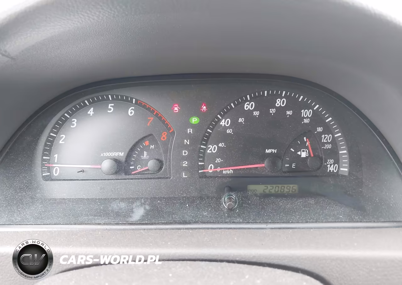 2002 Toyota Camry Le VIN:4T1BE32KX2U096723 - 7