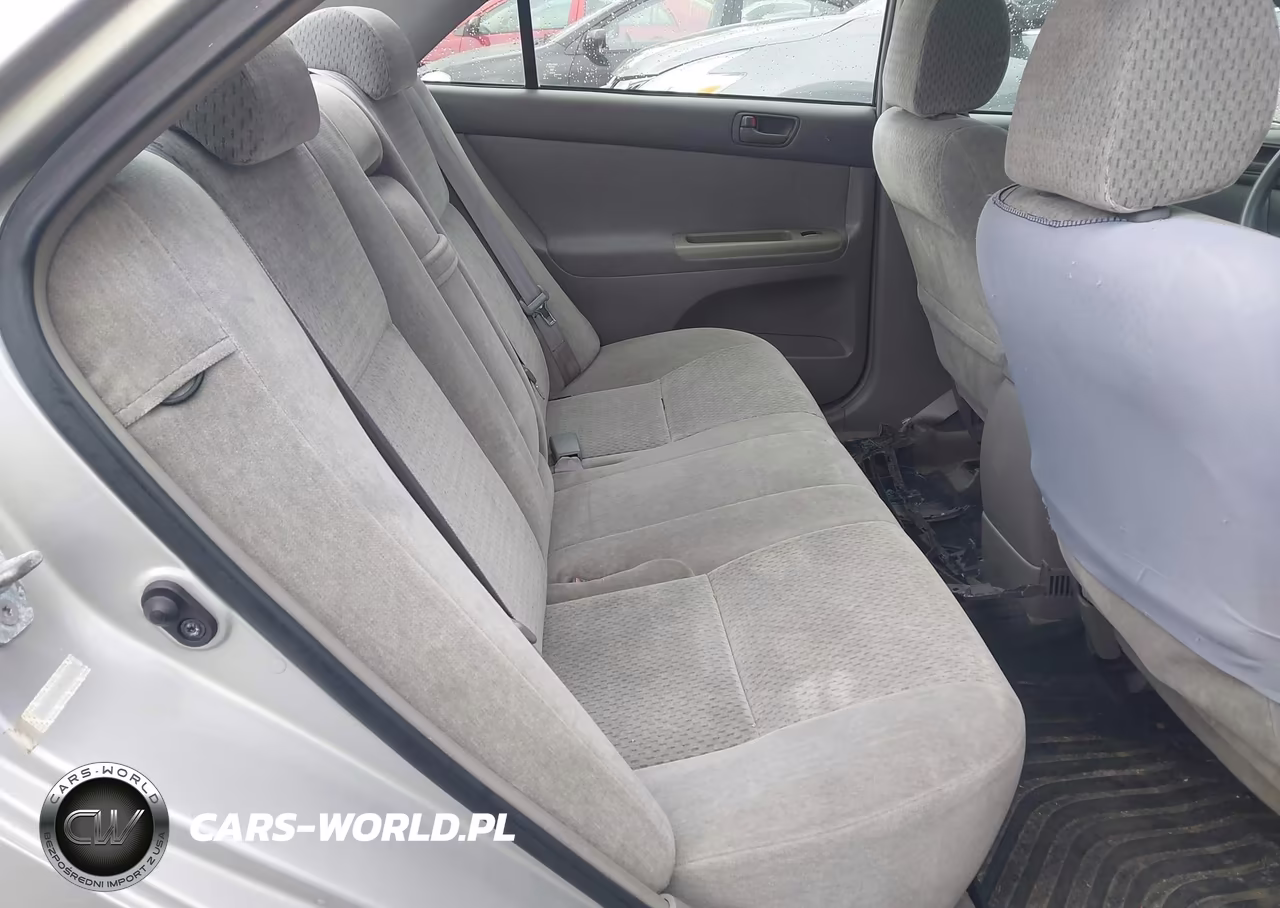 2002 Toyota Camry Le VIN:4T1BE32KX2U096723 - 8