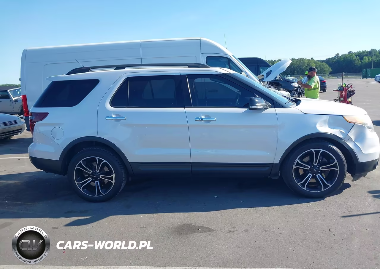 2013 Ford Explorer Sport VIN:1FM5K8GT5DGC05255 - 13