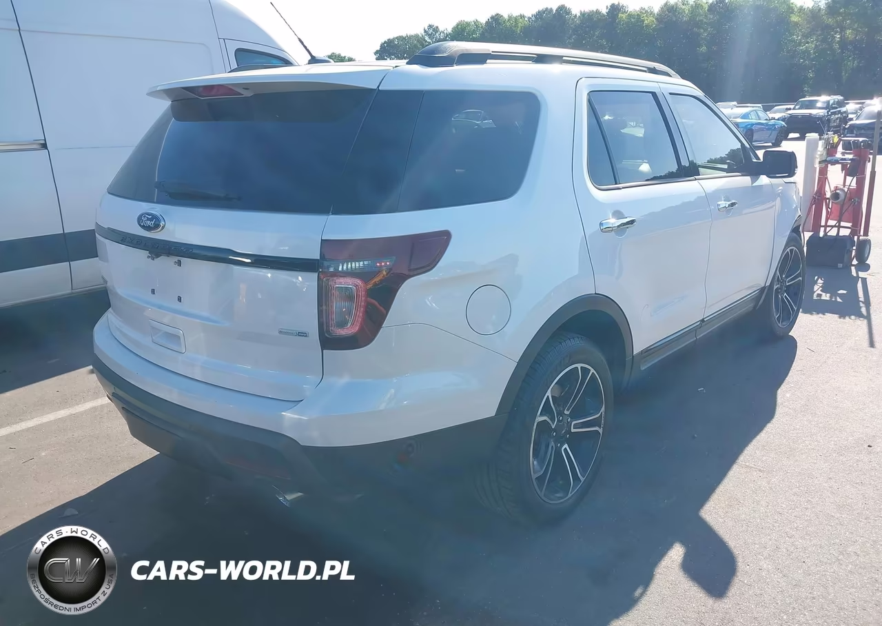 2013 Ford Explorer Sport VIN:1FM5K8GT5DGC05255 - 4