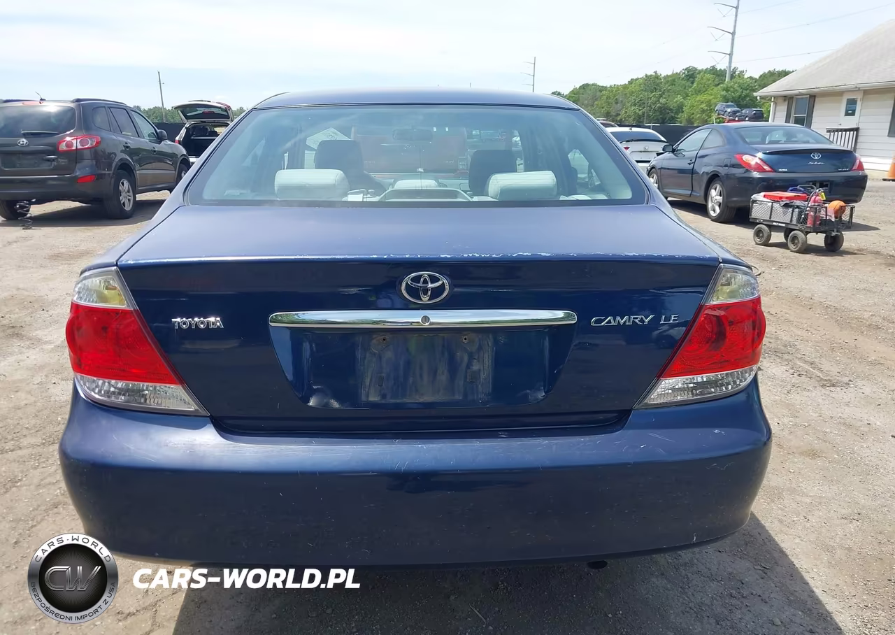 2005 Toyota Camry Le VIN:4T1BE30K85U035006 - 16