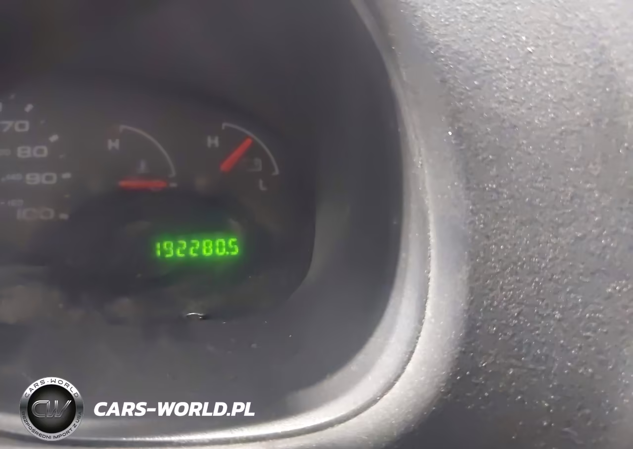 2004 Ford E-150 Commercial-Recreational VIN:1FTRE14W34HA37547 - 7