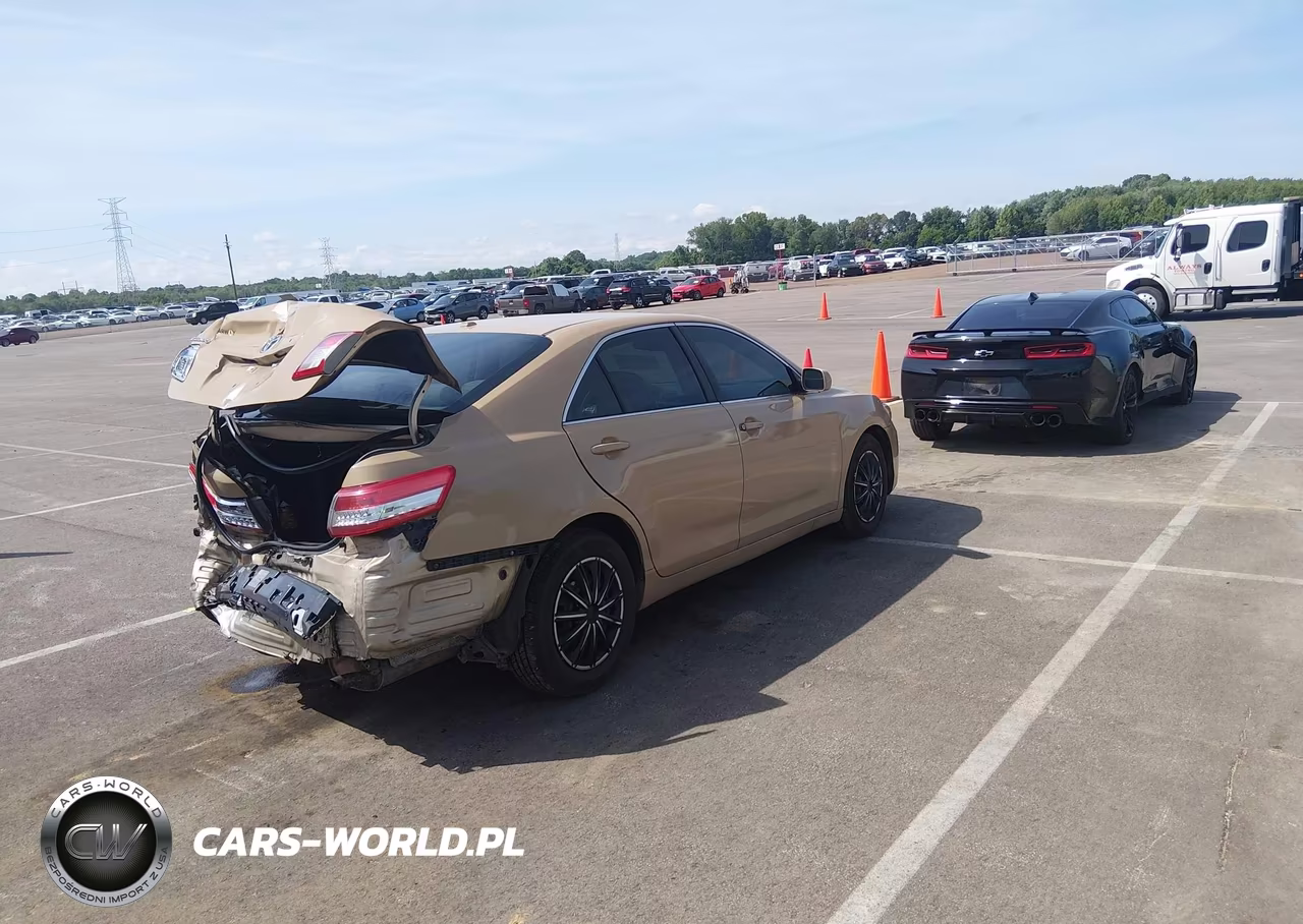 2010 Toyota Camry VIN:4T1BF3EK9AU532694 - 4