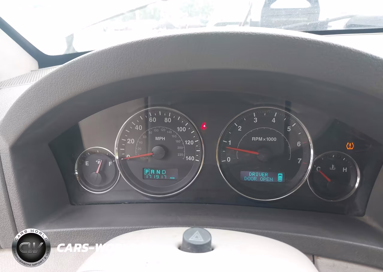 2005 Jeep Grand Cherokee Limited VIN:1J8HR58215C732227 - 7