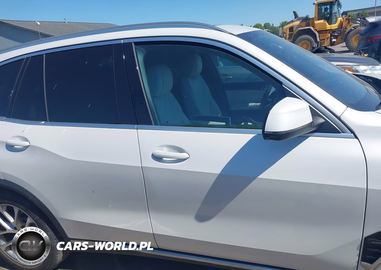 2024 BMW X5 Phev xDrive50E VIN:5UX43EU07R9V06870 - 13