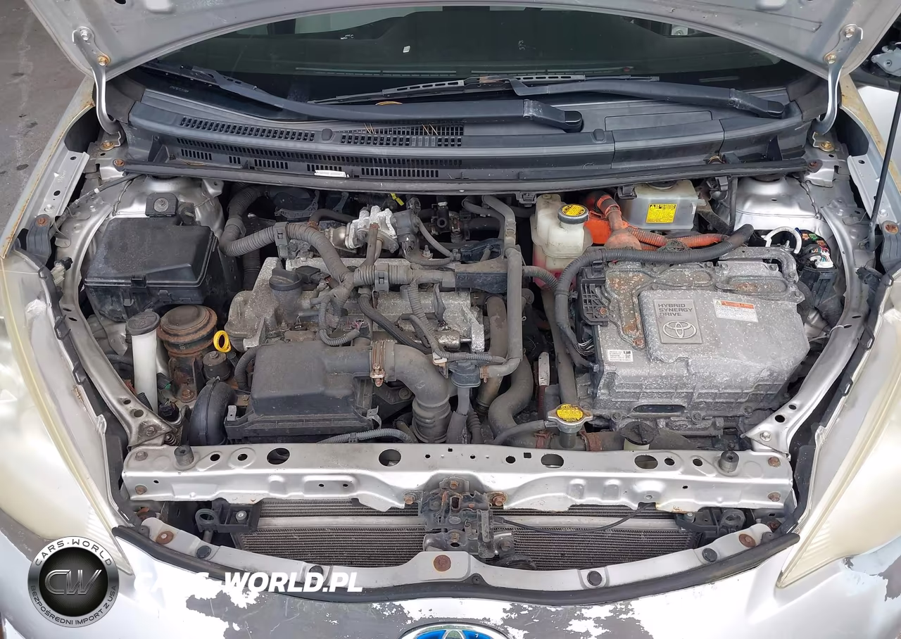 2012 Toyota Prius C One VIN:JTDKDTB37C1512004 - 10