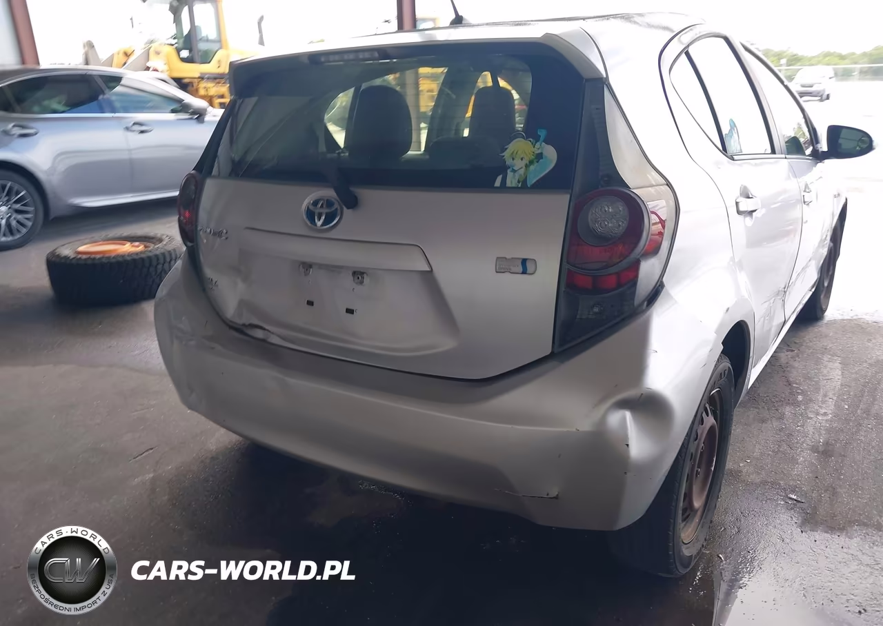 2012 Toyota Prius C One VIN:JTDKDTB37C1512004 - 13