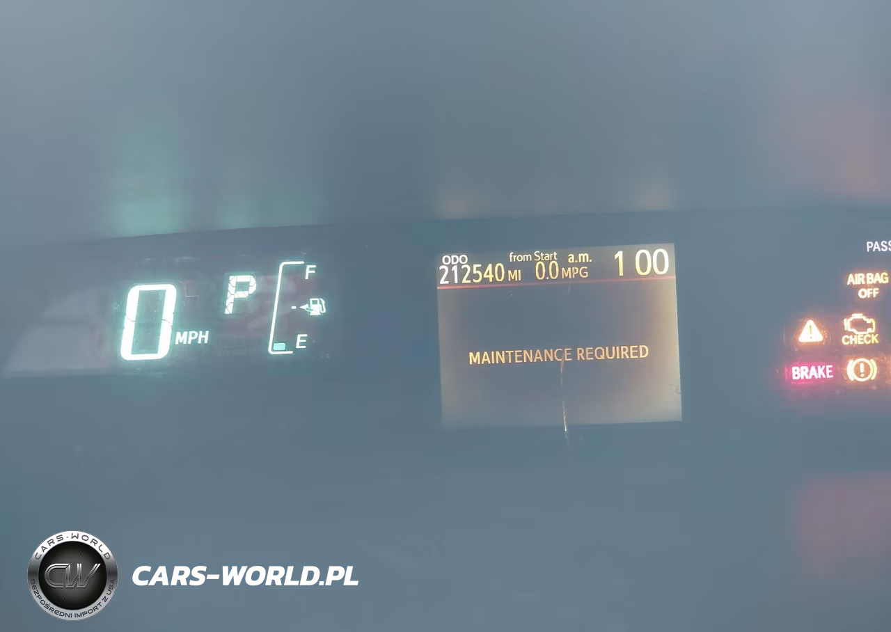 2012 Toyota Prius C One VIN:JTDKDTB37C1512004 - 7