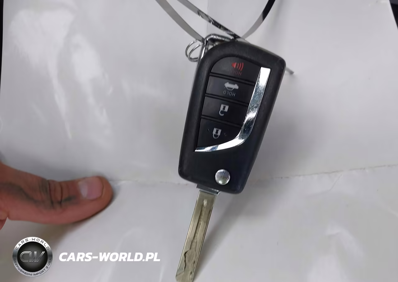 2018 Toyota Camry Le VIN:JTNB11HK5J3002467 - 11