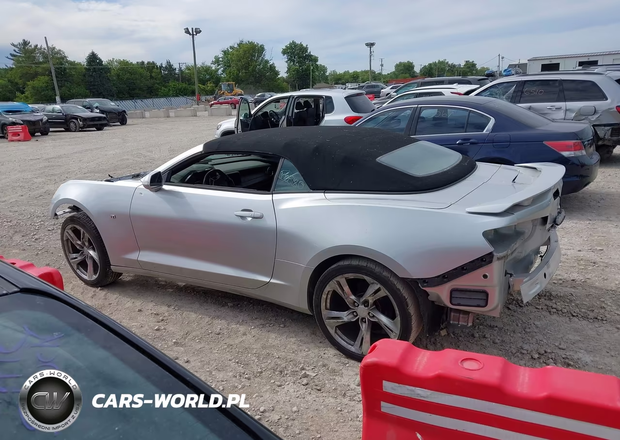 2019 Chevrolet Camaro 2Ss VIN:1G1FH3D73K0115313 - 18