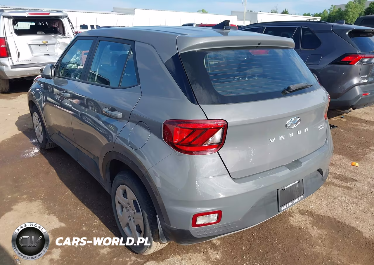 2020 Hyundai Venue Se VIN:KMHRB8A38LU015671 - 3