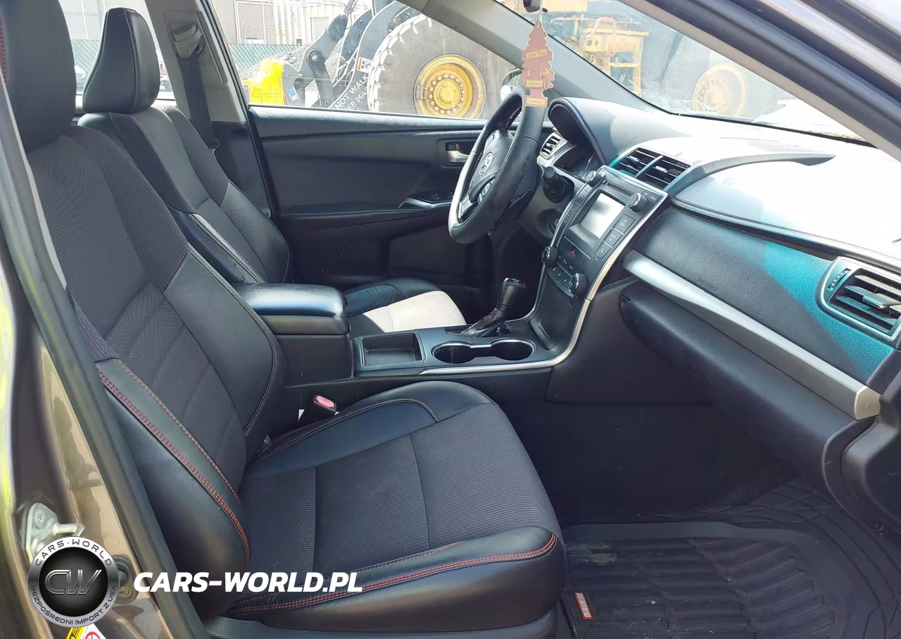 2017 Toyota Camry Se VIN:4T1BF1FKXHU685386 - 5
