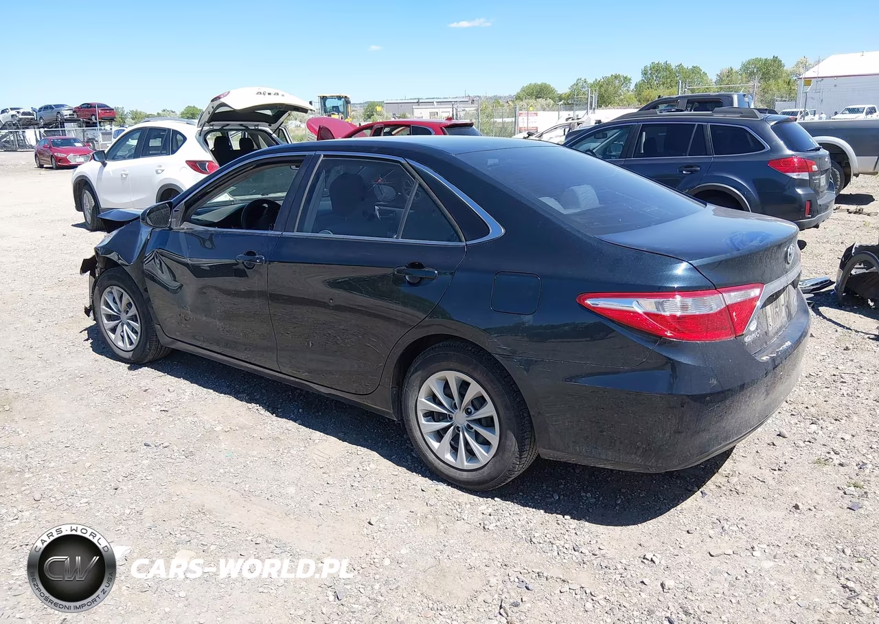 2016 Toyota Camry Le VIN:4T1BF1FK1GU500656 - 3