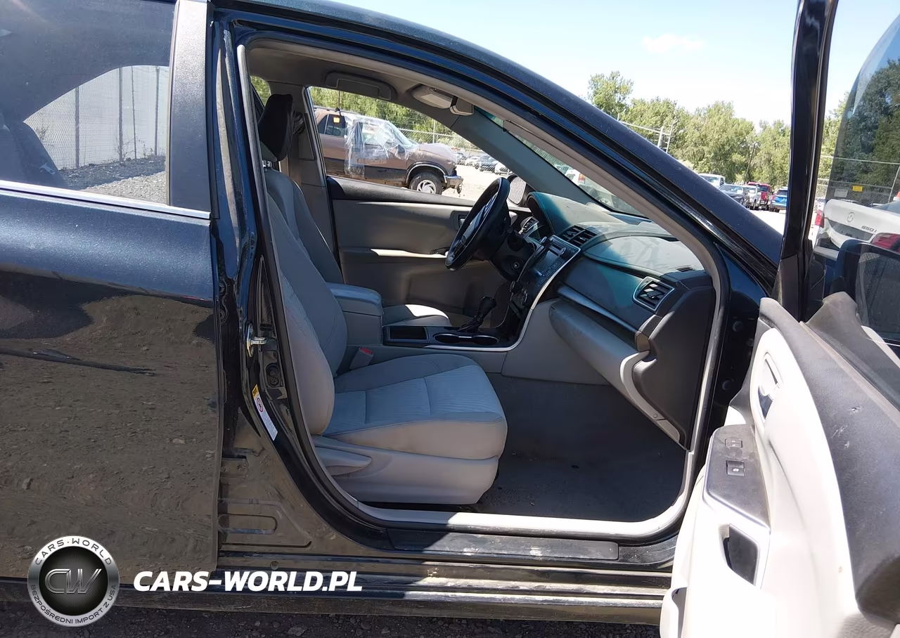 2016 Toyota Camry Le VIN:4T1BF1FK1GU500656 - 5