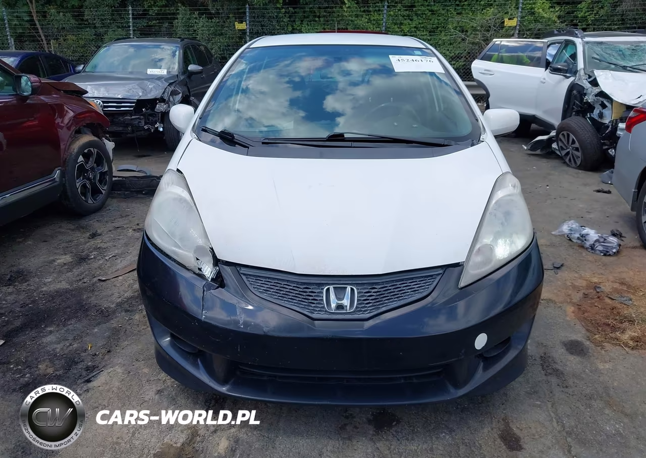 2009 Honda Fit Sport VIN:JHMGE88419S028962 - 12