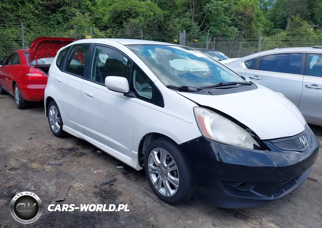 2009 Honda Fit Sport VIN:JHMGE88419S028962 - 13