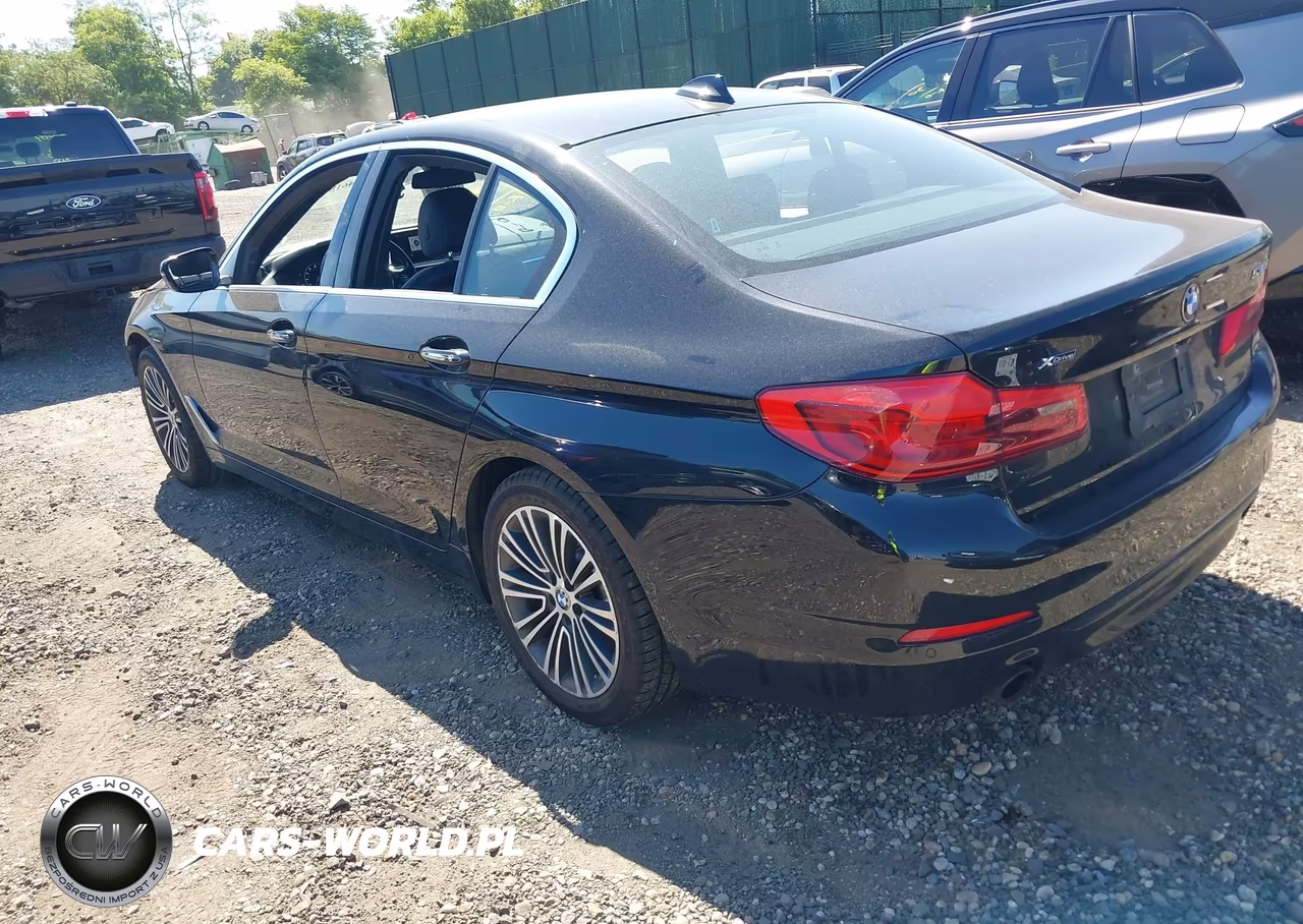 2018 BMW 530I xDrive VIN:WBAJA7C52JG909414 - 3