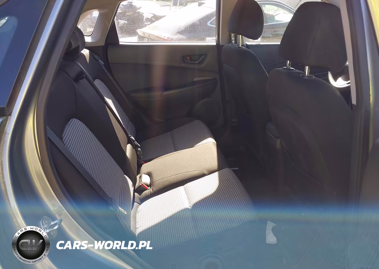 2021 Hyundai Kona Se VIN:KM8K1CAA8MU674924 - 8