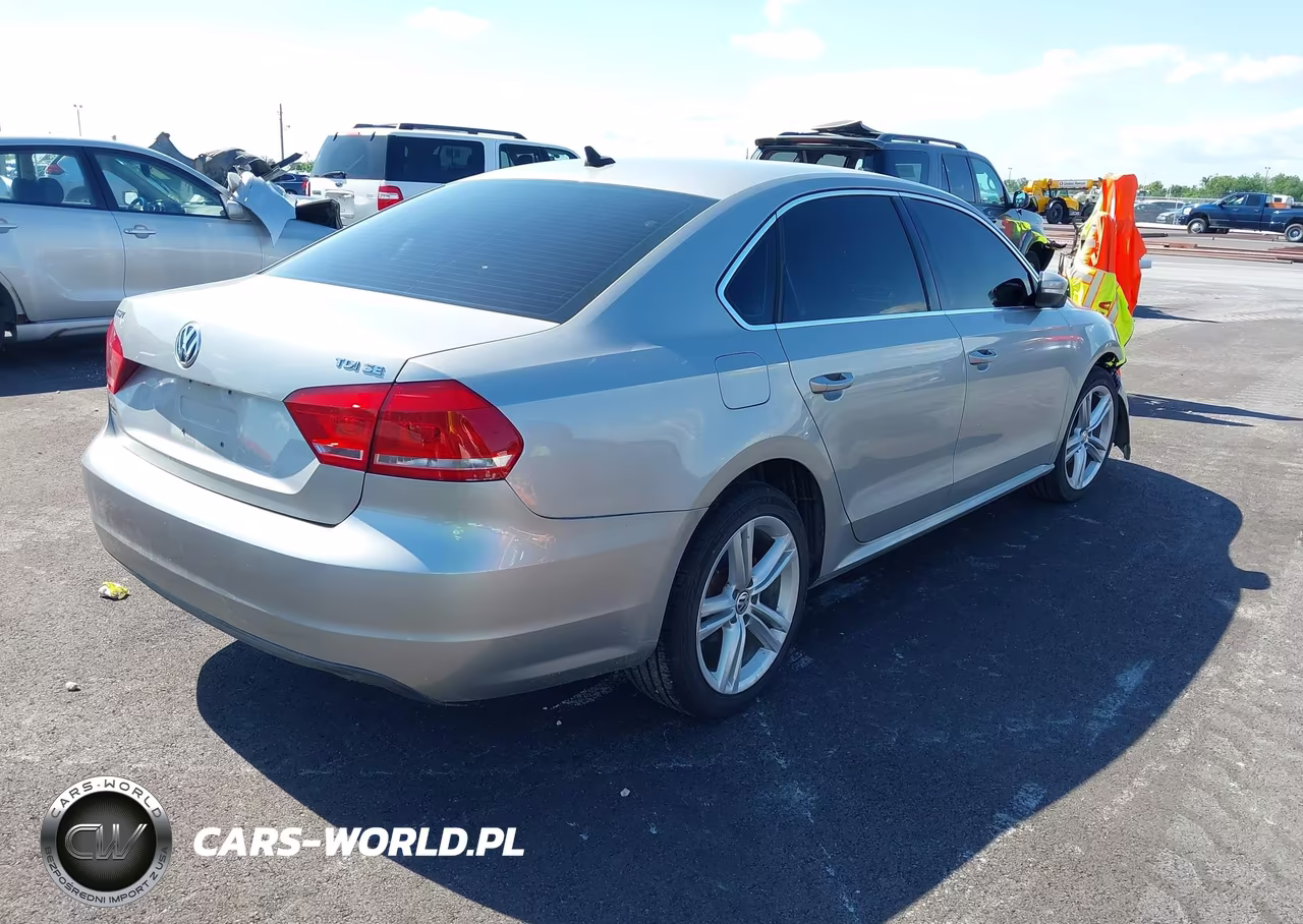 2014 Volkswagen Passat 2.0L Tdi Se VIN:1VWBN7A37EC051087 - 4