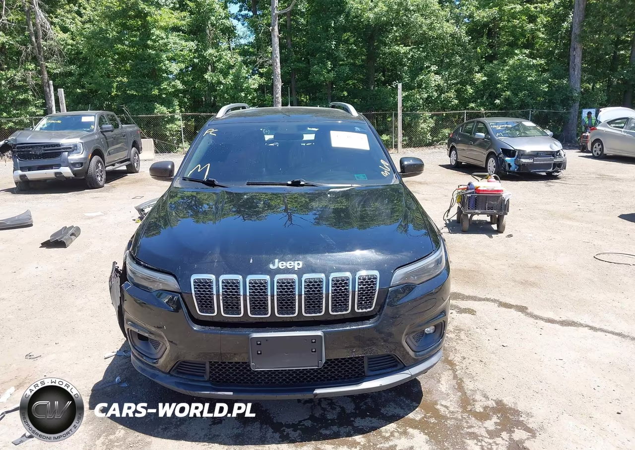 2019 Jeep Cherokee Latitude Plus Fwd VIN:1C4PJLLX8KD129654 - 13