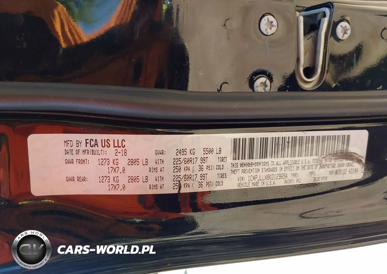 2019 Jeep Cherokee Latitude Plus Fwd VIN:1C4PJLLX8KD129654 - 9